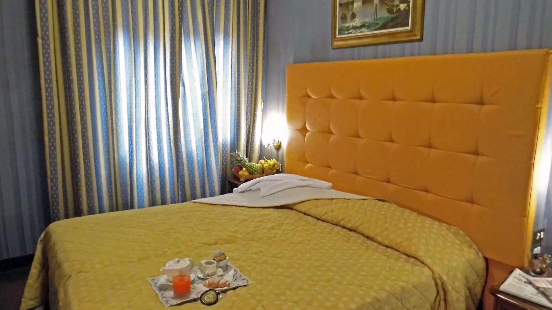 Hotel Accursio Милан 3*,  Италия