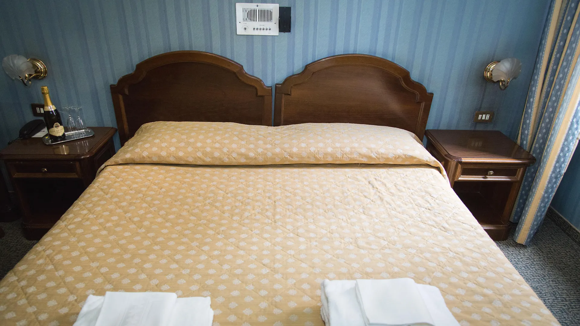 Hotel Accursio Милан 3*,
