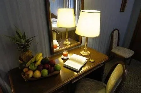 Hotel Accursio Милан 3*,  Италия