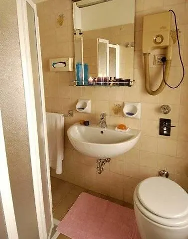 Hotel Accursio Милан